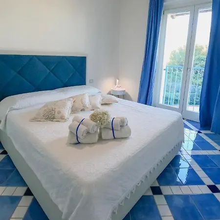 Apartamento Acquamarina Luxury With Panoramic Marina View