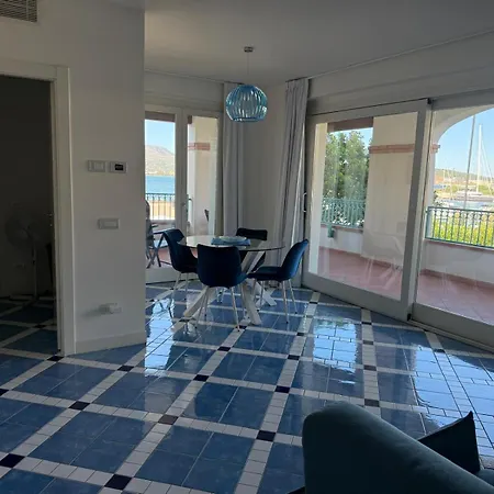 Apartamento Acquamarina Luxury With Panoramic Marina View *