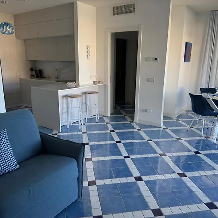Acquamarina Luxury With Panoramic Marina View Apartamento *